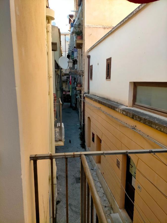 דירות פלרמו A Casa Scalilla מראה חיצוני תמונה